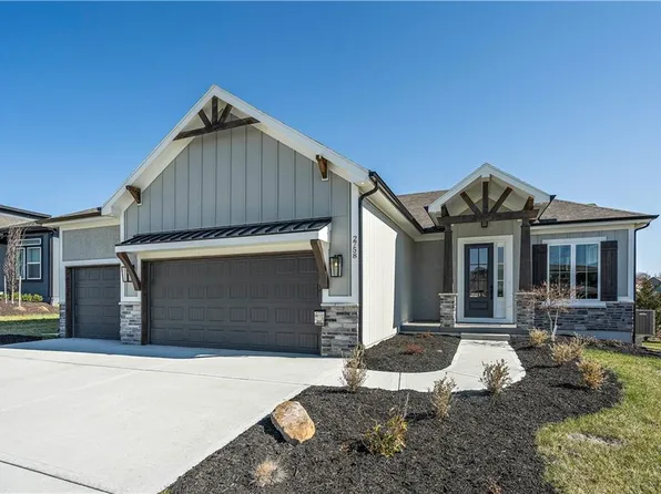 2771 SW 12th Ter, Lees Summit, MO 64081