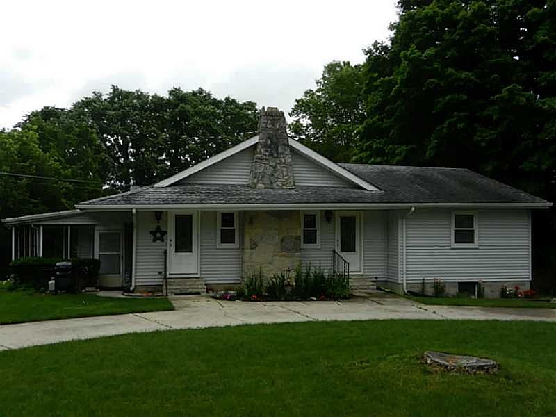 1st image of 4147 Lake St