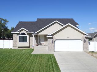 1686 W 9620 S, South Jordan, UT 84095