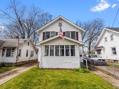 128 S Foster Ave, Lansing, MI, 48912
