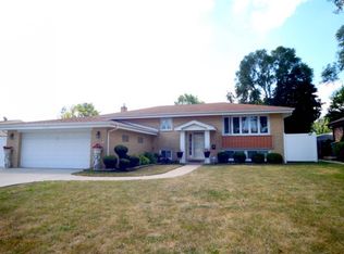 1719 W Woodland Ave, Addison, IL 60101