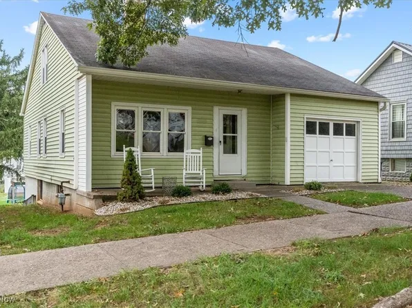 709 8th St, Marietta, OH 45750