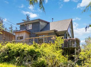7827 Dalrae Pl, Capital, BC V9Z 0R1