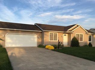 1311 Crimson Leaf Dr, Goshen, IN 46526