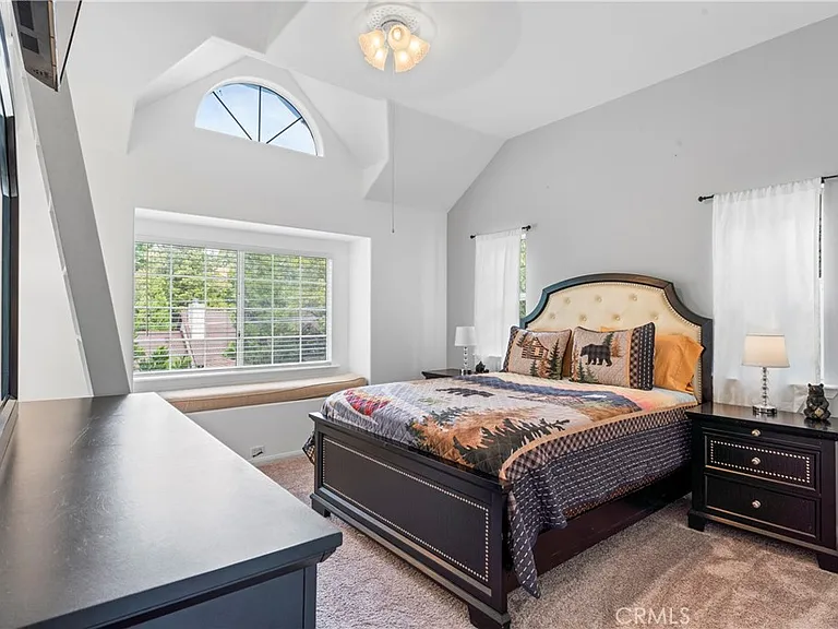 955 Teakwood Dr — Photo 10
