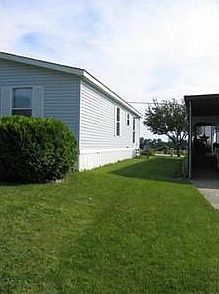 3rd image of 18 Philip Dr