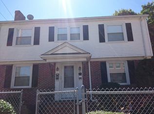 40 Gardner St, West Roxbury, MA 02132