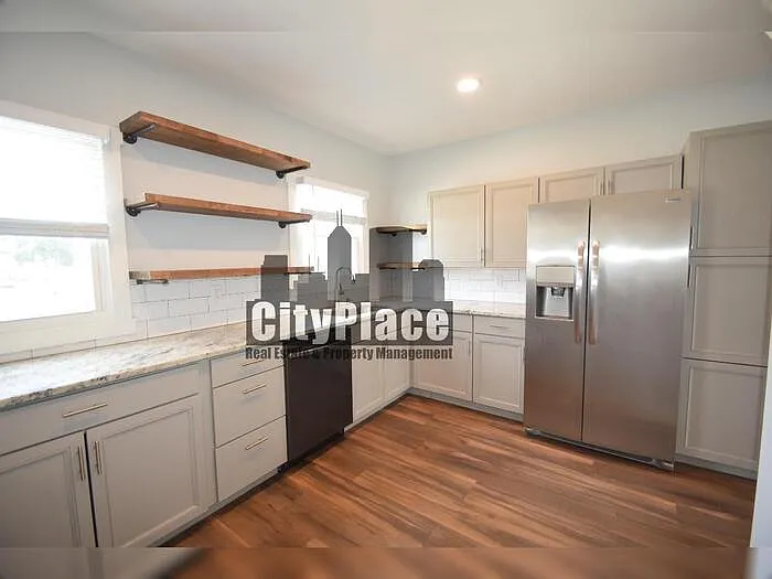 750 Cottage Ave — Photo 12