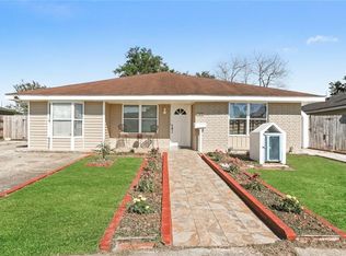 265 Briarwood Dr, Gretna, LA 70056