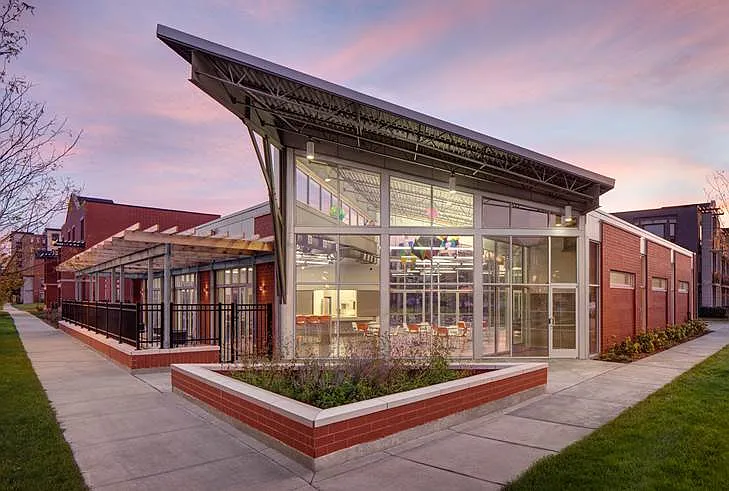 Oakwood Shores on site community center