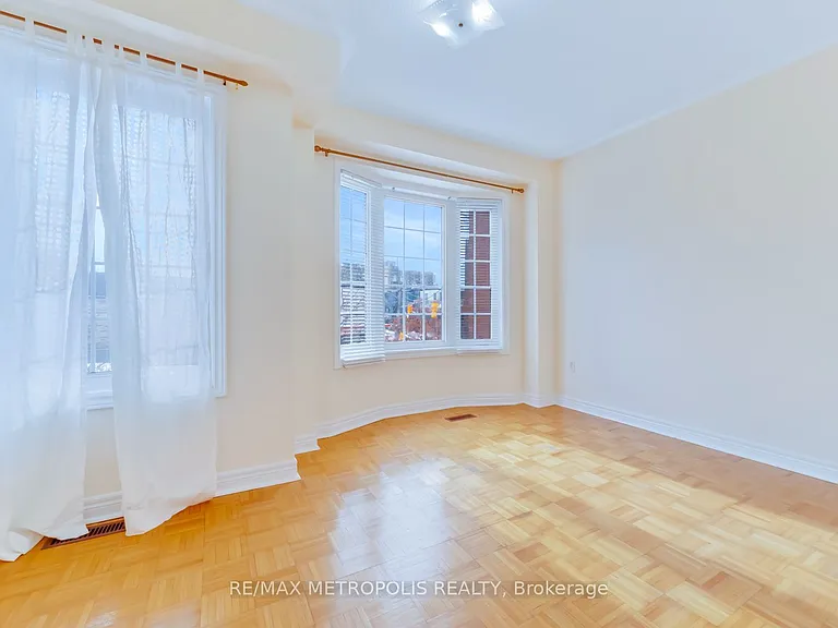 16B Gower St #MAIN — Photo 7
