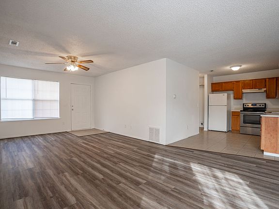 5th image of 1518 N Bernice Dr #1518