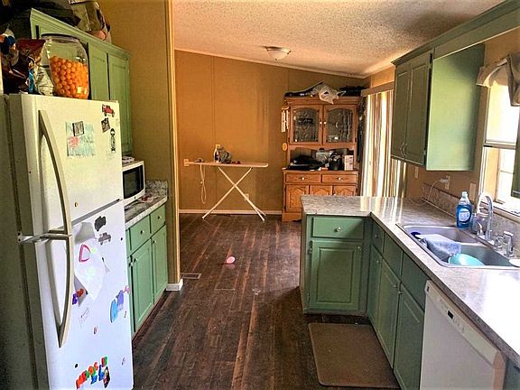 4th image of 1210 County Road 3108
