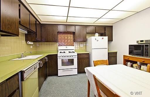 3rd image of 7225 W Higgins Ave Unit 405