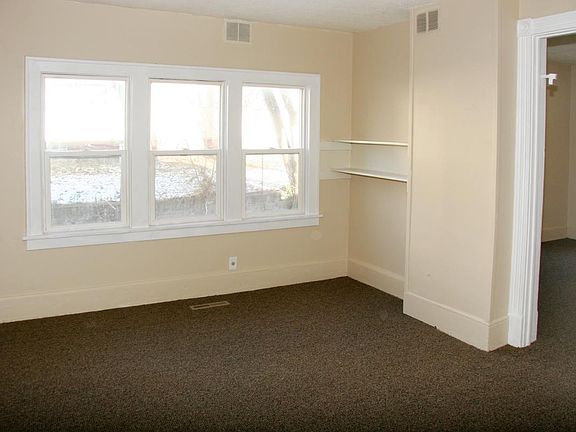 2nd image of 2315 Aldrich Ave N