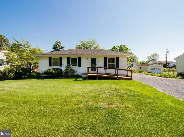 349 Maple Ave, Timberville, VA 22853