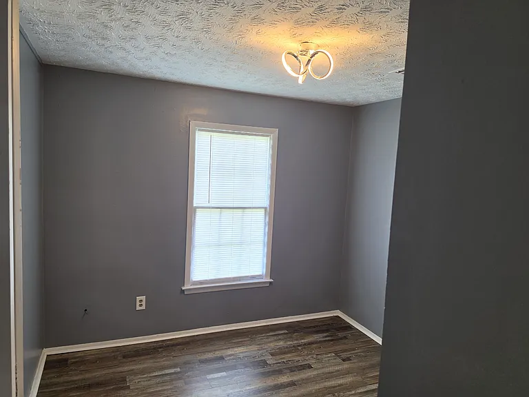 4059 Keating Dr — Photo 13