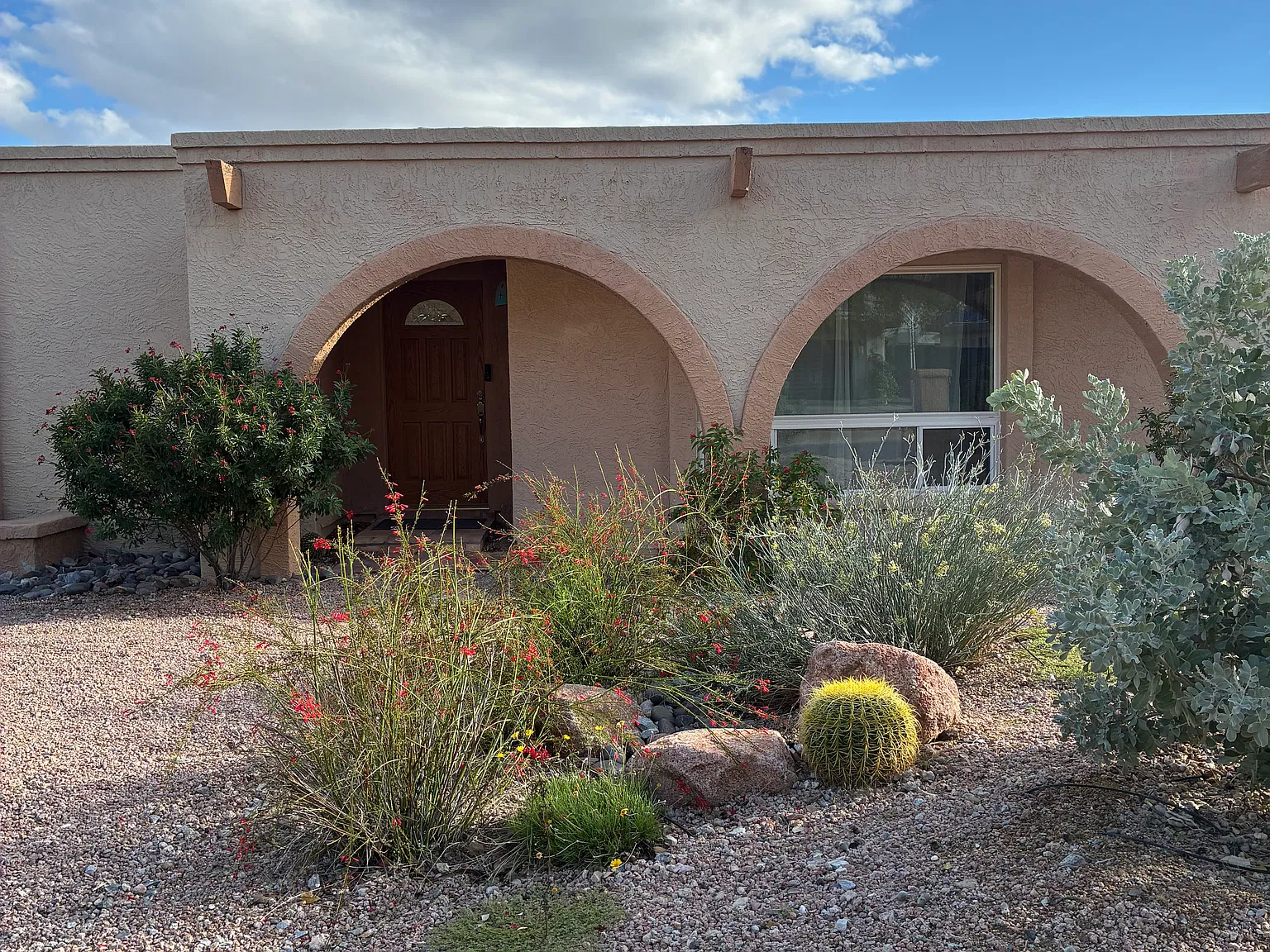 3 bed, 1850 sqft, $3,500 — Photo 2
