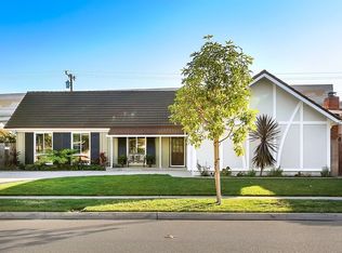 12871 Martha Ann Dr, Los Alamitos, CA 90720