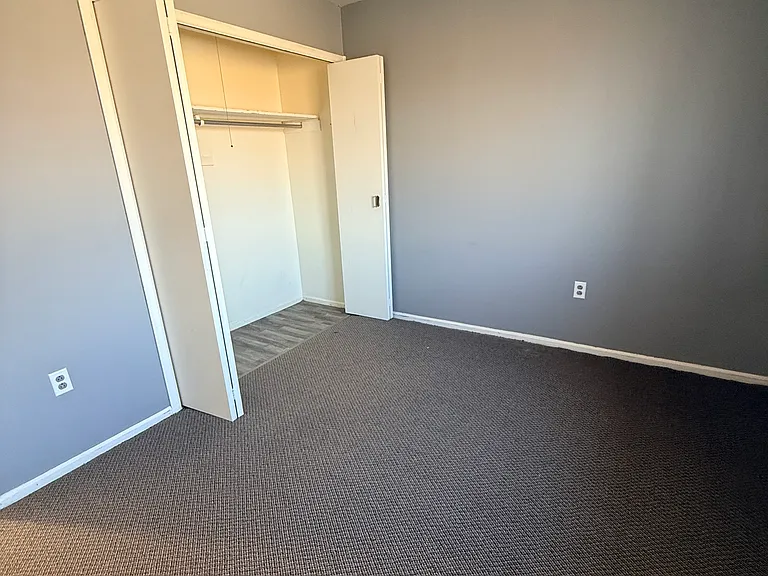 2275 N Cable Rd #17 — Photo 8