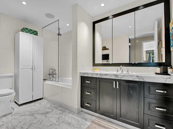 333 Rector Place image 6 of 11