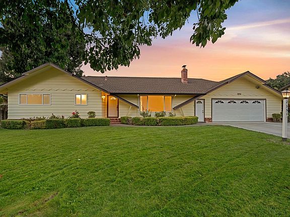2nd image of 2351 Oak Knoll Drive