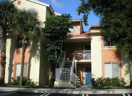 1st image of 1063 The Pointe Dr