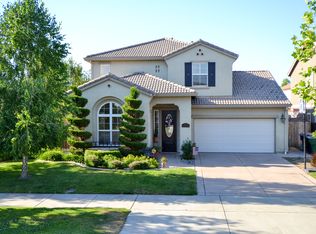 621 Otis Dr, Ripon, CA 95366