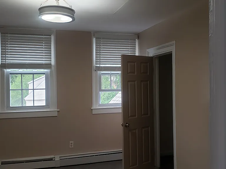 17-19 Mahl Ave #3 — Photo 30