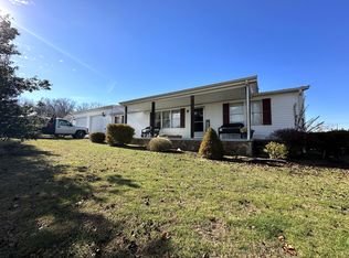 27 Knobs Lick Rd, Owingsville, KY 40360