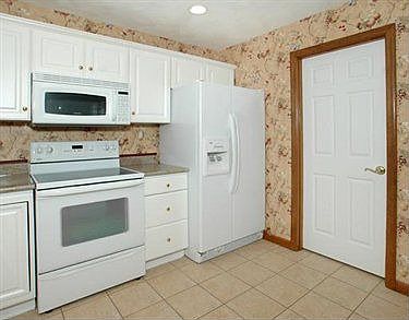 3rd image of 3943 Sunflower Ct