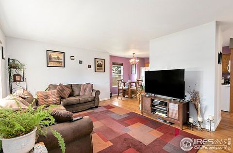 5th image of 3209 Dickson Ct