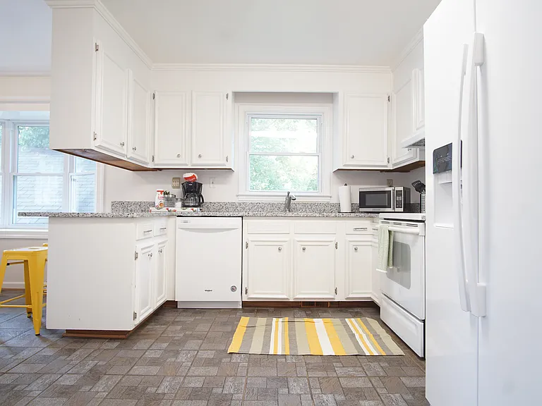 8822 Nottoway Dr — Photo 12