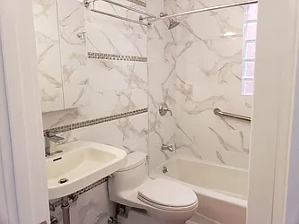 Rented by Rapid Realty Cobble Hill