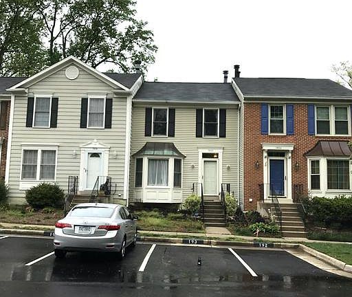 3rd image of 7802 Lambkin Ct