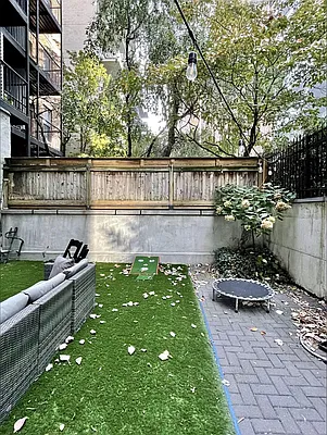 Rented by Avenues Real Estate | media 5