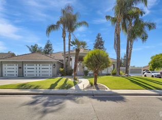 800 Coyote Springs Dr, Bakersfield, CA 93312