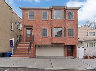 7027 Durham Ave, North Bergen, NJ 07047