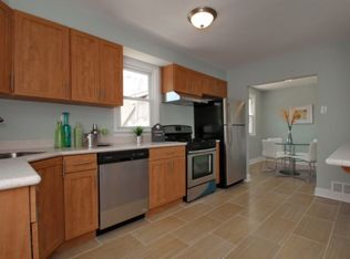 126 W 3rd St, Bayonne, NJ 07002