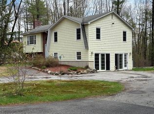 89 Valview Dr, Auburn, ME 04210