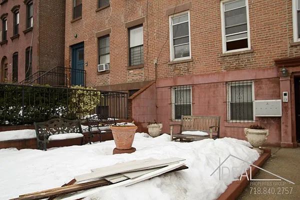 Rented by Ideal Properties Group | media 15