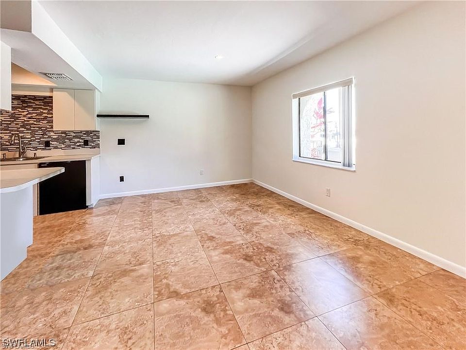 1st image of 610 SW 47th Ter APT 7
