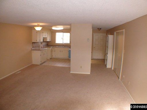 2nd image of 3004 Green Dr