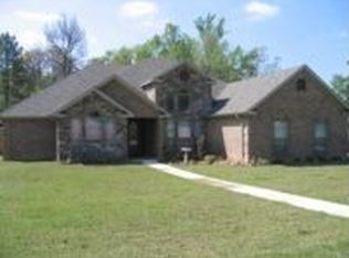 222 Stonebridge Ct, Gilmer, TX 75645
