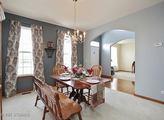2nd image of 2450 Vivaldi St