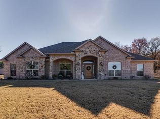 138 Imperial Mammoth Valley Ln #V, Weatherford, TX 76085