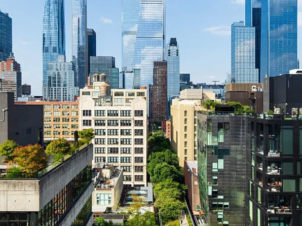 515 West 23rd Street image 15 of 26