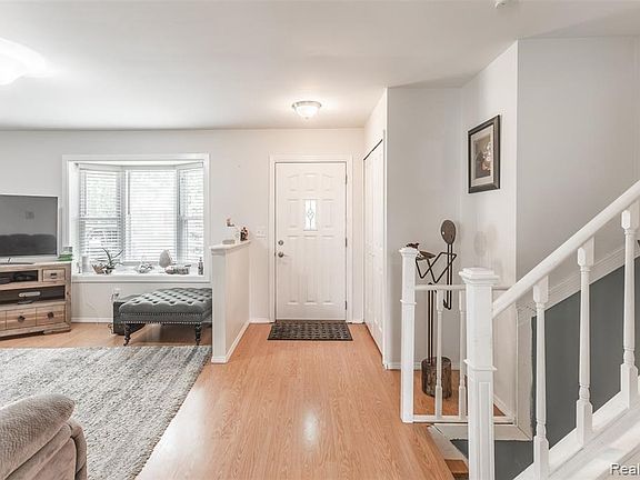 4th image of 27251 Karen Marie Dr