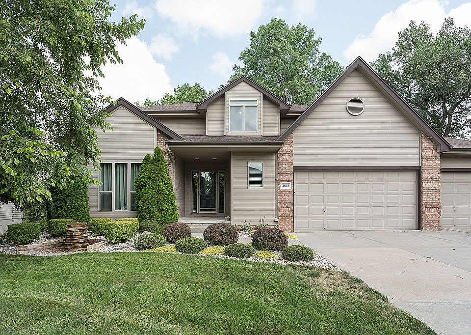1st image of 4618 Lake Forest Dr