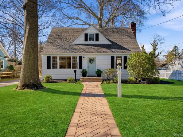 46 S Ireland Place, Amityville, NY 11701